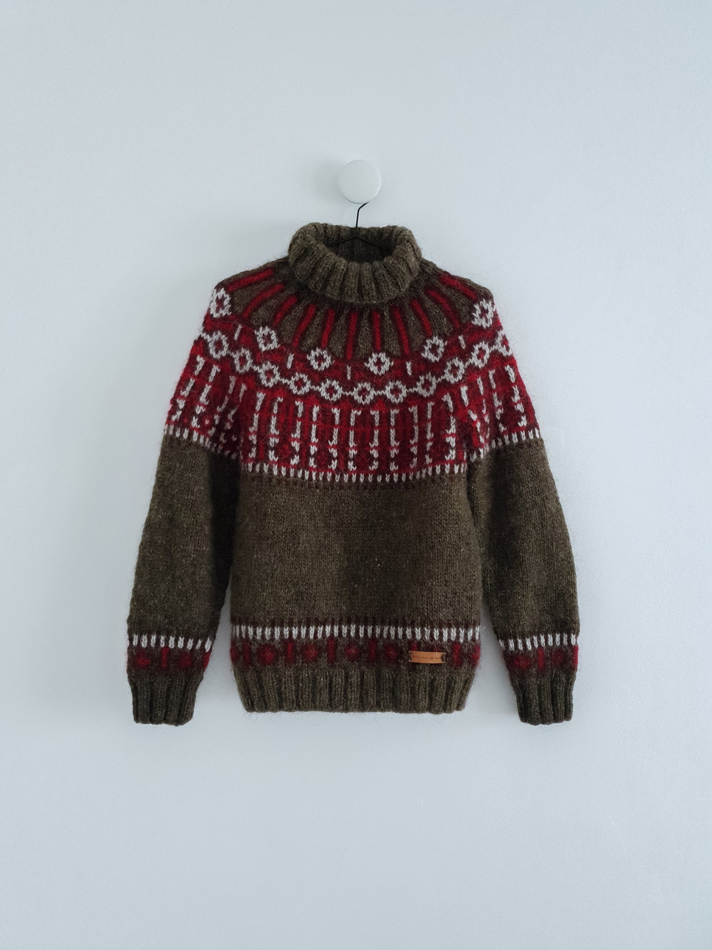 Forest Guard Sweater - Knitting Pattern